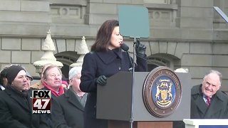 Crowds react to Whitmer's inauguration ceremony