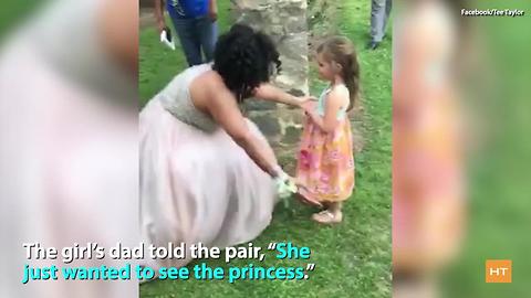 Little girl spots ‘real-life princess’ in garden, has the most adorable response | Hot Topics