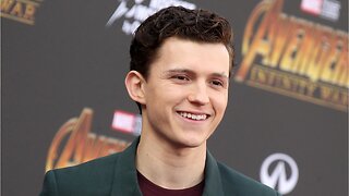 Tom Holland Tried To Help A Passed Out Passenger On Flight