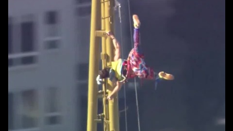 Cirque Du Soleil Performers Are On Top Of The Space Needle