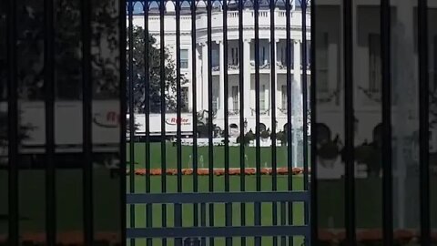 11/18/22 Nancy Drew-Video 3(11:30am) -Southside of WH-Getting Setup for Tree Lighting Early...