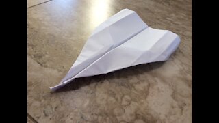 How to make the amazing MB1 paper airplane/over 100 feet