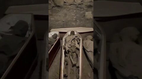 800 year old crusader mummy #coffin #crypt #dublin #skeleton