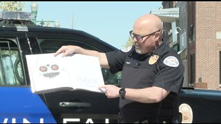 Twin Falls Police officers share love of reading through virtual "read alongs"