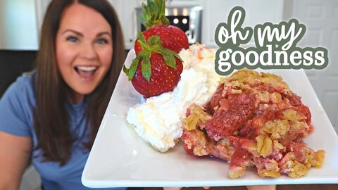 EASY STRAWBERRY CRUMBLE RECIPE | STRAWBERRY SEASON | FEEDING THE BYRDS