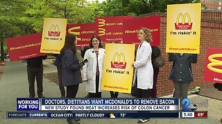 "Breakup with bacon," doctors and dietitians protest outside McDonald's