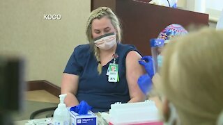 Nurse gets COVID-19 vaccine in Oklahoma City
