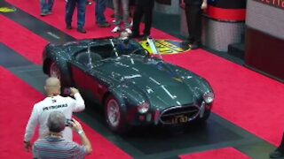 The carroll shelby 1965 shelby 427 cobra roadster sells millions 2021