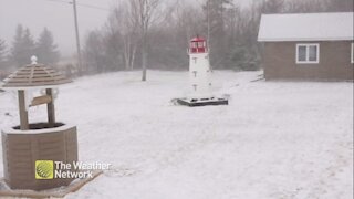 A snowy Easter Sunday for residents of New Brunswick