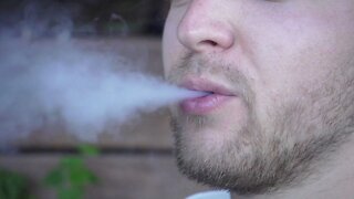 CDC Says Smoking, Vaping Increase Hospitalization Risk For COVID-19