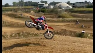 MOTOCROSS