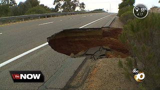Massive sinkhole closes Kearny Villa Road exit off northbound Interstate 805
