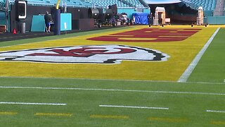 Chiefs Super Bowl end zone gets yellow treatment