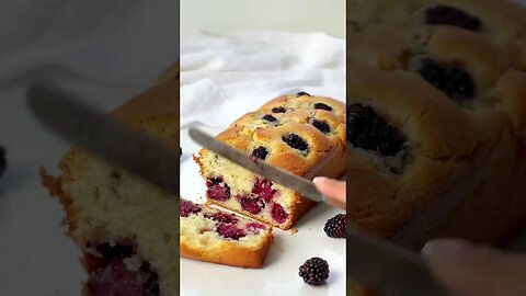 Make this Blackberry Loaf while blackberries are still in season!