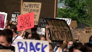 Milwaukee protesters march into Wauwatosa, asking for suburbs support