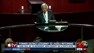 Former District Attorney returning to volunteer time