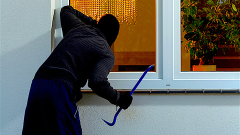 4 Things Police Say Can Protect Your Home from Theft