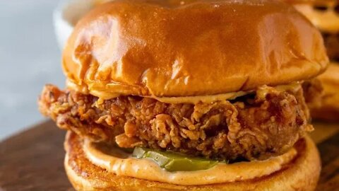Popeyes Chicken Sandwich Recipe|spicy🌶🌶🌶💥💥