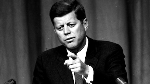 "La palabra secreto es repugnante en una sociedad libre”. Un discurso de Kennedy que hizo historia