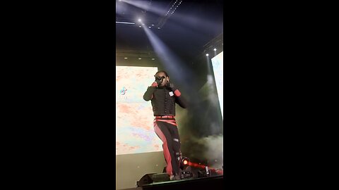 Offset Hyping Up The Crowd At RollingLoud