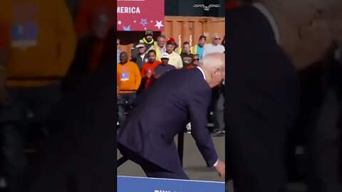 Joe Biden stumbles up the stairs to speak in Philadelphia #shorts