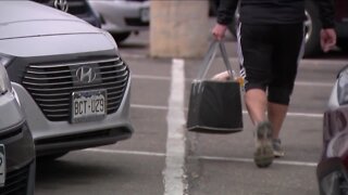 Plastic bags banned in large Fort Collins grocery stores