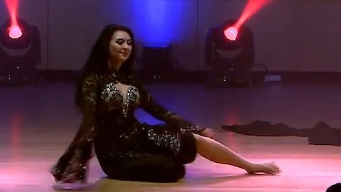 Iraqi dance & Belly dance & Beautiful Russian dancer 2020 Folk art