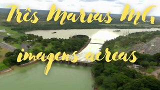 O Lago de Três Marias e sua barrem hidroelétrica/ represa de Três Marias .