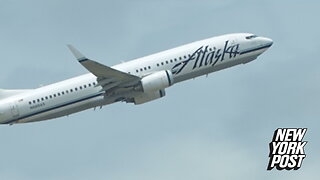 Student pilot tried to breach Alaska Airlines cockpit three times mid-flight: docs