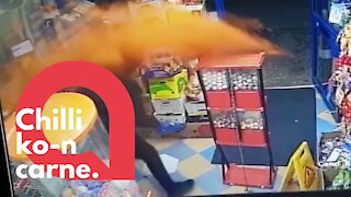 Hero shopkeeper throws chilli powder over knife-wielding robber