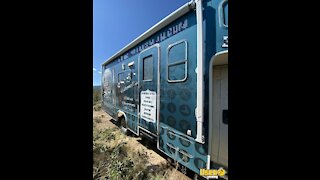 2005 24' Chevrolet Jayco MT Mobile Hair Salon Truck with Bathroom for Sale in Colorado