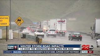 Winter storm brings drivers to a standstill on the I-5 over the Grapevine