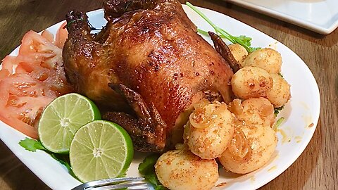 🧡 Delicious Grocer Rotisserie Chick & Potato Dinner W/ 🍅 🧅 🧄 🌿 & Lime