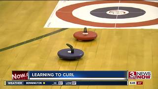 Learning to Curl in the classroom