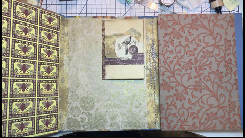 Episode 212 - Junk Journal with Daffodils Galleria - Lap Book - Pt. 12