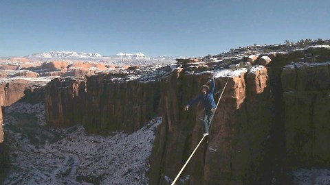 Drone Captures Slackliner's Incredible Valley Crossing