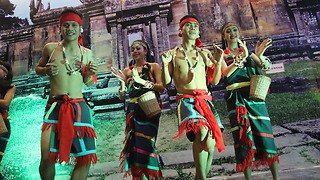 Amazing Cambodian folk dance with wonderfull dancers