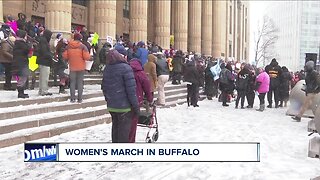 Hundreds rally at Buffalo Women's March