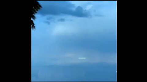 UFO Shoots Across Florida Skies in Video