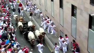 2 injured in Pamplona Bull-Run Festival