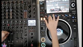 DJ HUGO ARTHUR's MIX