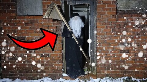 He’s Been Living in This Abandoned House !! Attacked While Exploring !!