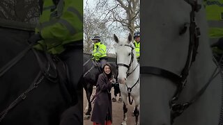 Police Escort out side Clarence House #buckinghampalace