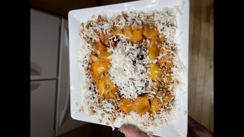 Peaches & Coconut Cream Crumble (no bake, no sugar, & no dairy)