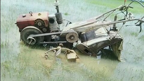 Oh My God Kamco Power Tiller Can't Run on Mud Water ... Mechanic PP