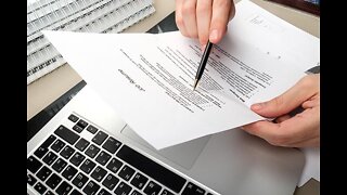 HOW TO WRITE A STRONG RESUME / CV