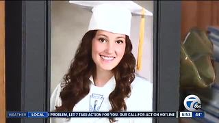 Metro Detroit student is fourth straight valedictorian in her family