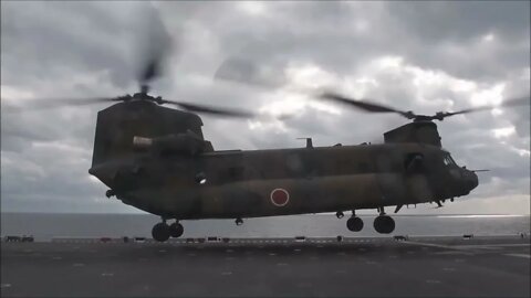 USS America conducts deck landing qualifications with JGSDF CH-47 helicopters