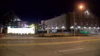 Fans adapt to a different kind of UW Badgers game