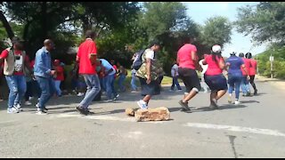 SOUTH AFRICA - Pretoria - Unisa Staff Protest - Video (ct8)